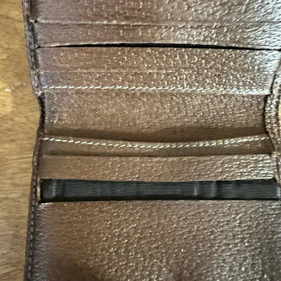 Gucci Brown Monogram Canvas Wallet with Gold-Tone Plate - Picture 8 of 8